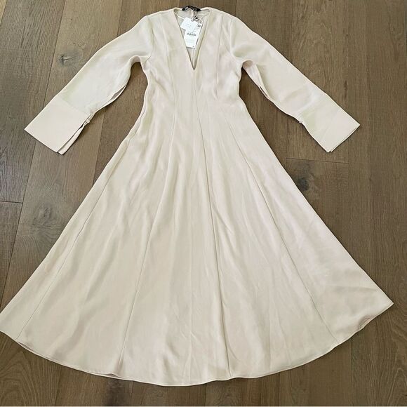 NWT ZARA Bloggers Fav Voluminous V-Neck Cream Midi Women's Dress (Size S) - Picture 5 of 10